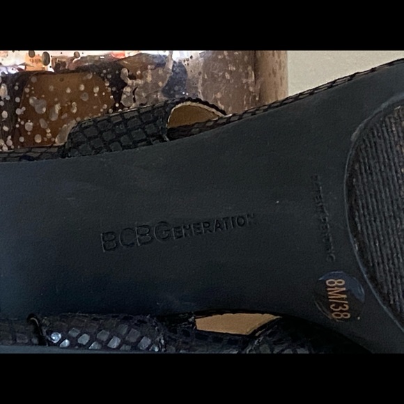 BCBGeneration Black Snakeskin Heels 👠 - Picture 6 of 15